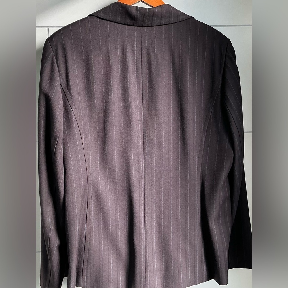 Semantiks by Nordstrom Dark Brown Blue Pinstripe Suit-Freshly Dry Cleaned 18W - Picture 3 of 7
